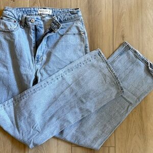 Abercrombie & Fitch Women's Light Blue Straight Leg Jeans